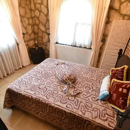 Πανσιόν Tas Konak